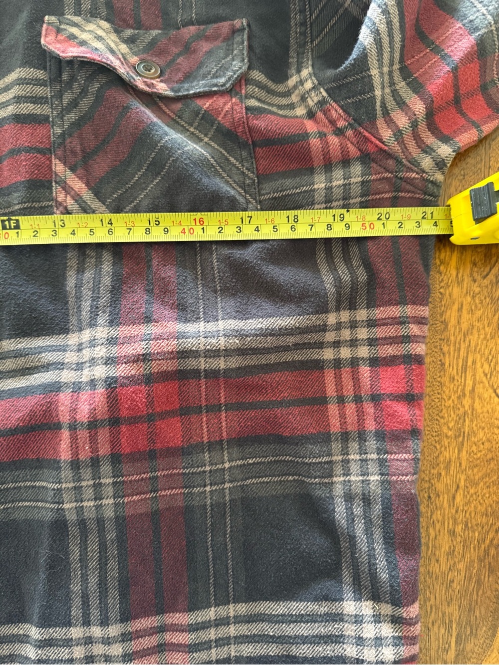 Jacks MFG Red and Black Plaid Button-Up Flannel Shirt Size Large 100% Cotton - Picture 6 of 8